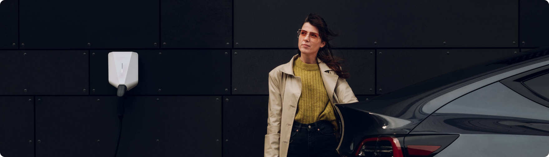 girl with charge car